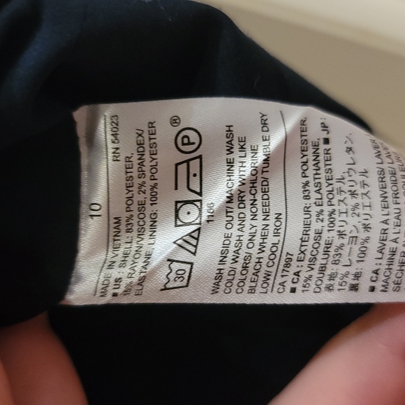 Banana Republic Winter Skirt - Picture 5 of 5